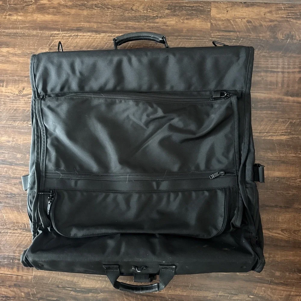 TUMI Black Ballistic Nylon Garment Bag Suiter Bi-Fold Carry-On Luggage